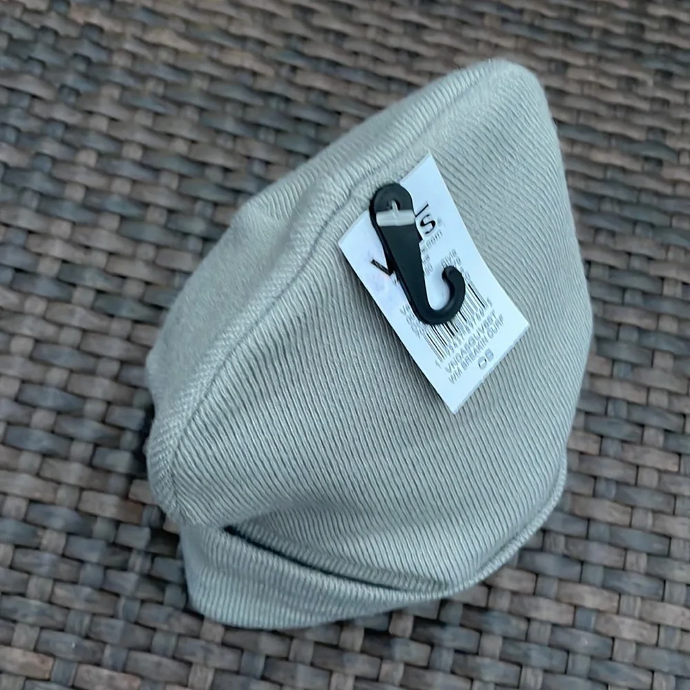 Vans WM Breakin Curf Grey Beanie Skateboarding Hat Women & Men VN0A5GUV85T - Picture 12 of 15